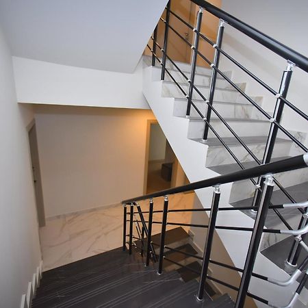 Hotel Avenue 30 Γιερεβάν Εξωτερικό φωτογραφία