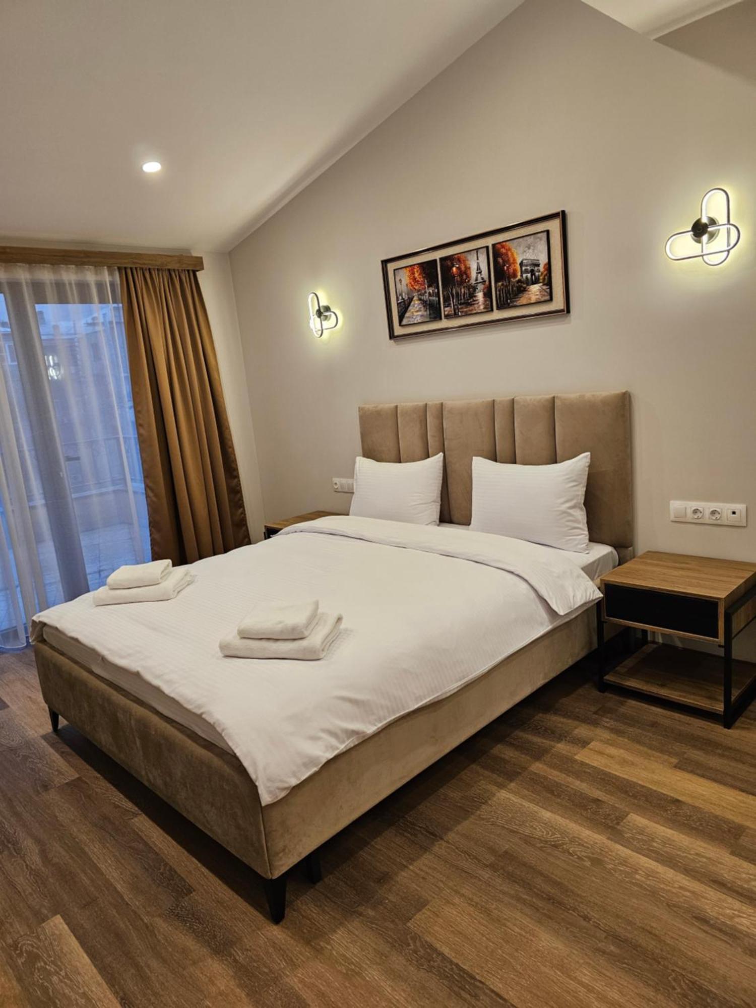 Hotel Avenue 30 Γιερεβάν Εξωτερικό φωτογραφία