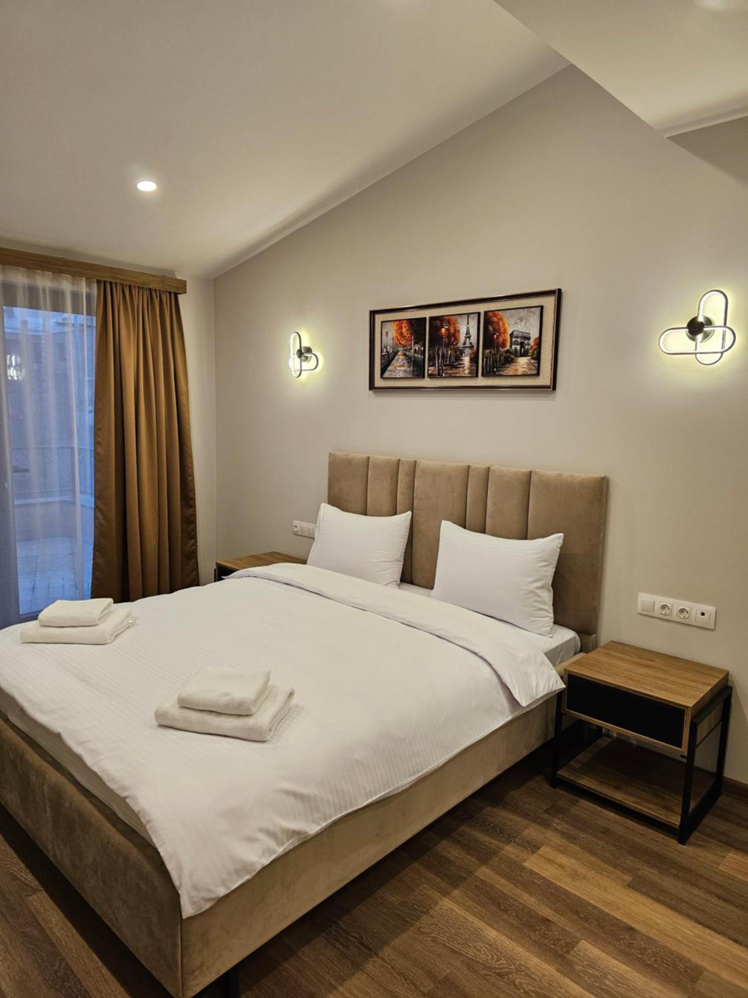 Hotel Avenue 30 Γιερεβάν Εξωτερικό φωτογραφία