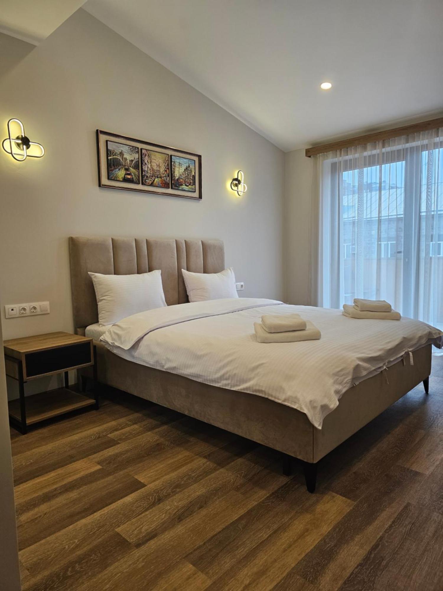 Hotel Avenue 30 Γιερεβάν Εξωτερικό φωτογραφία
