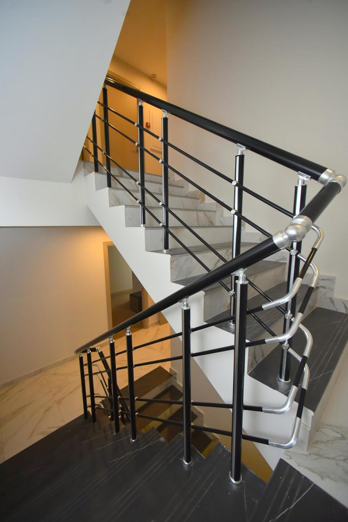 Hotel Avenue 30 Γιερεβάν Εξωτερικό φωτογραφία