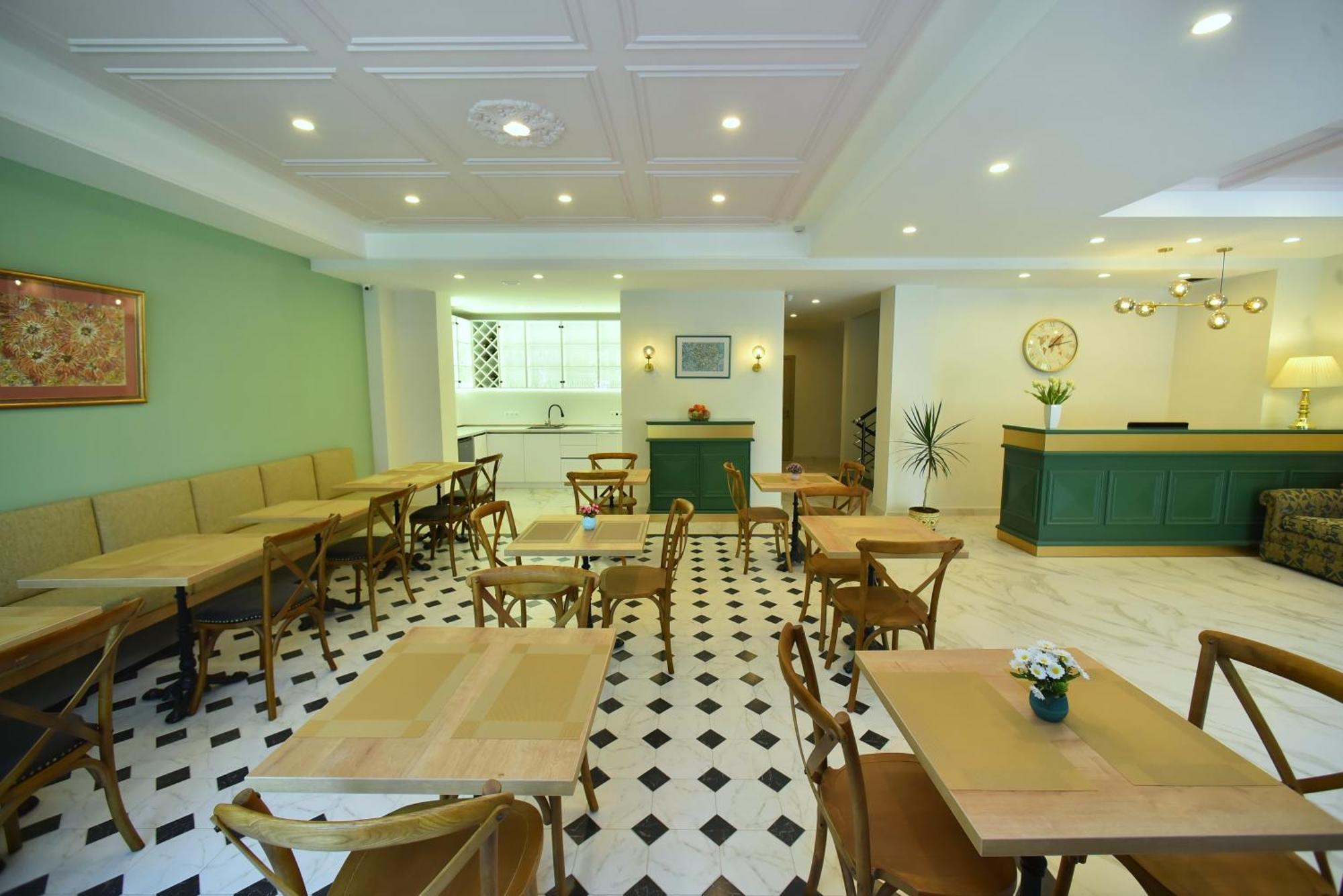 Hotel Avenue 30 Γιερεβάν Εξωτερικό φωτογραφία